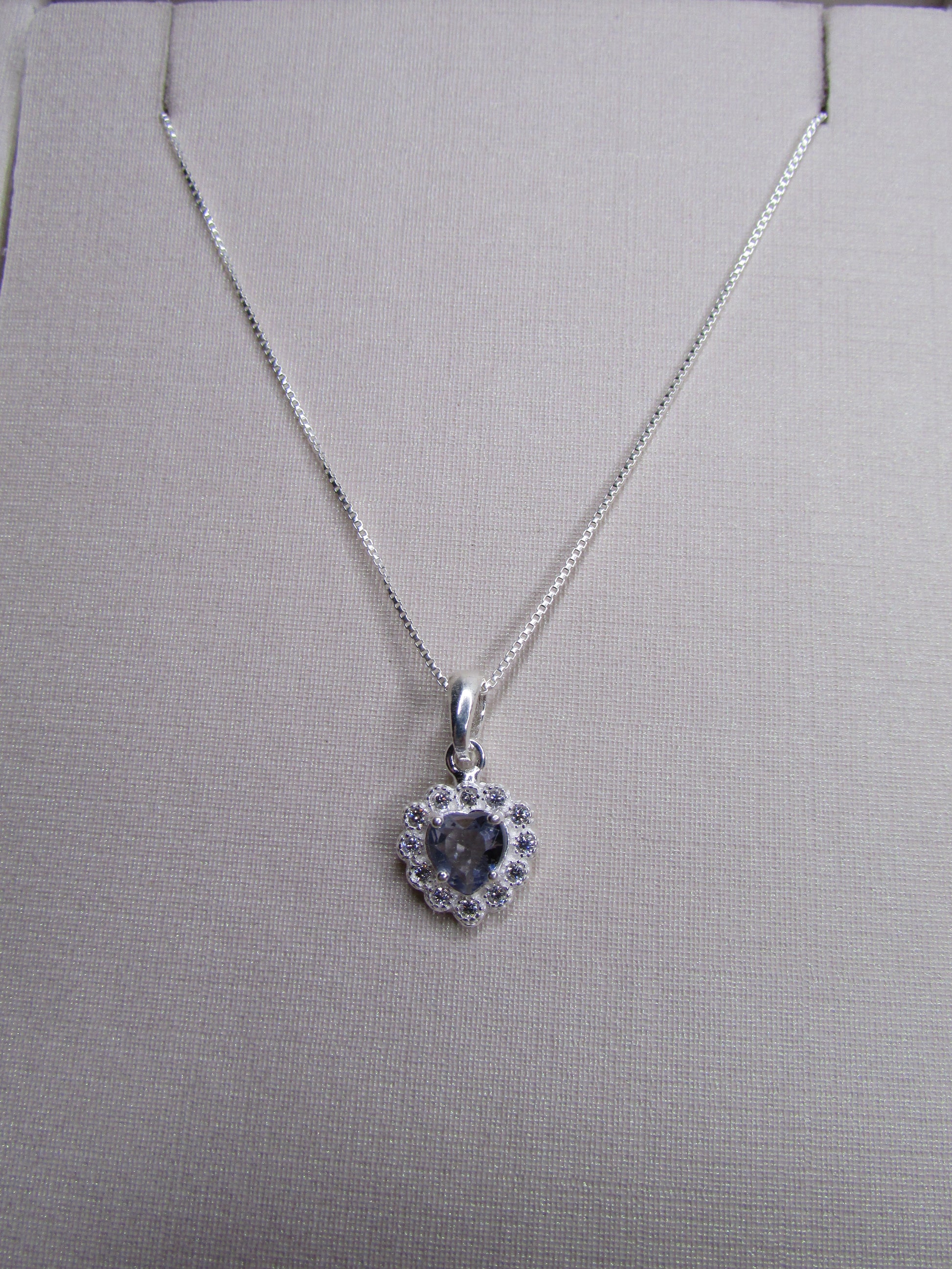Conjunto Zirconia Lilas Coração