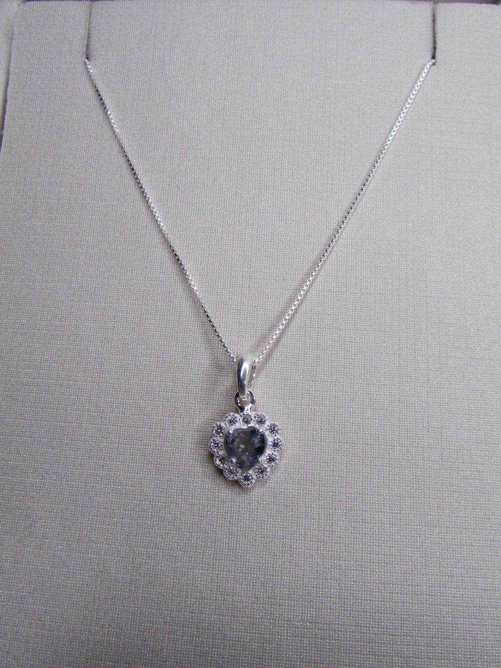 Conjunto Zirconia Lilas Coração