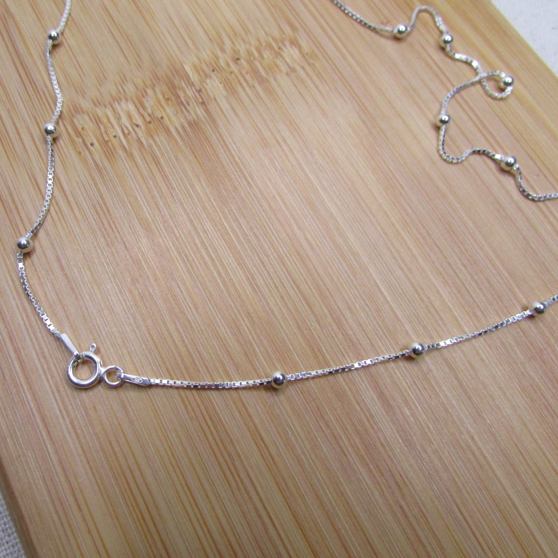Colar Veneziana Bolinhas 50cm