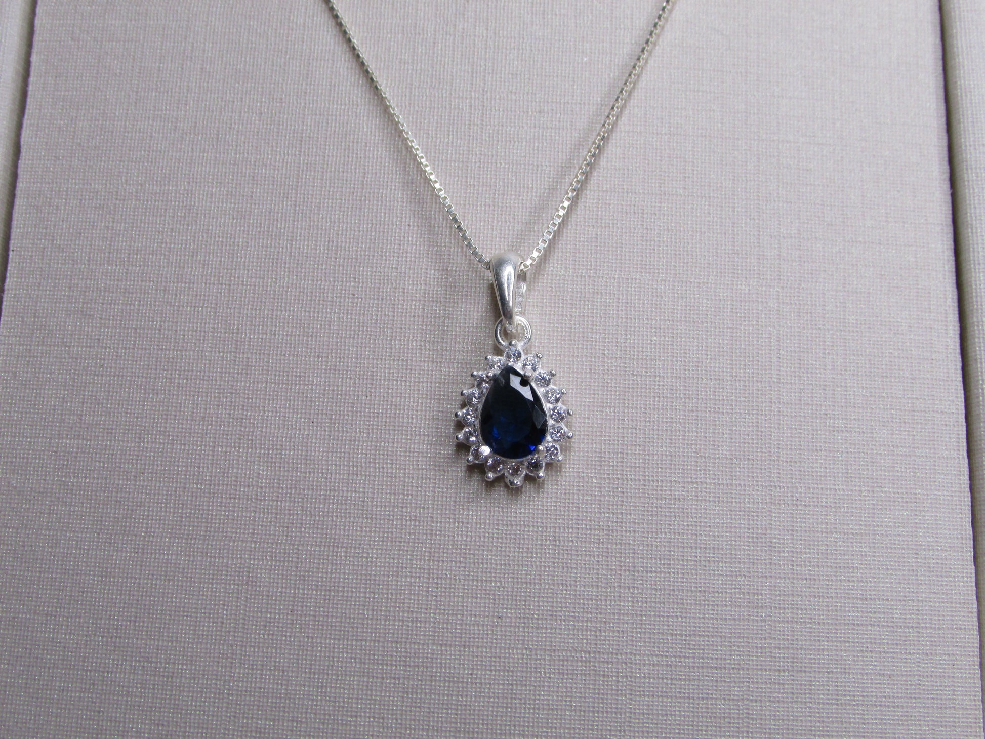 Conjunto Gota Centro Safira
