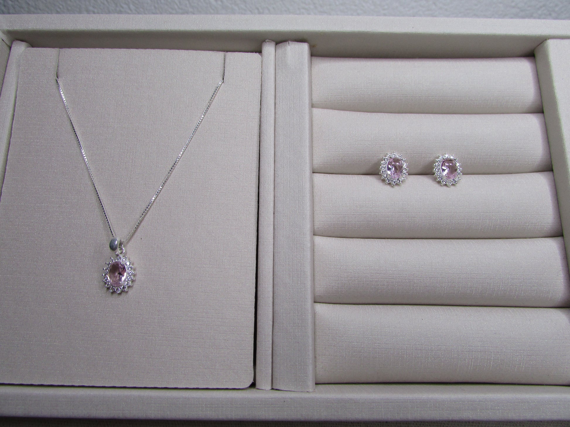 Conjunto Oval Centro Quartzo Rosa