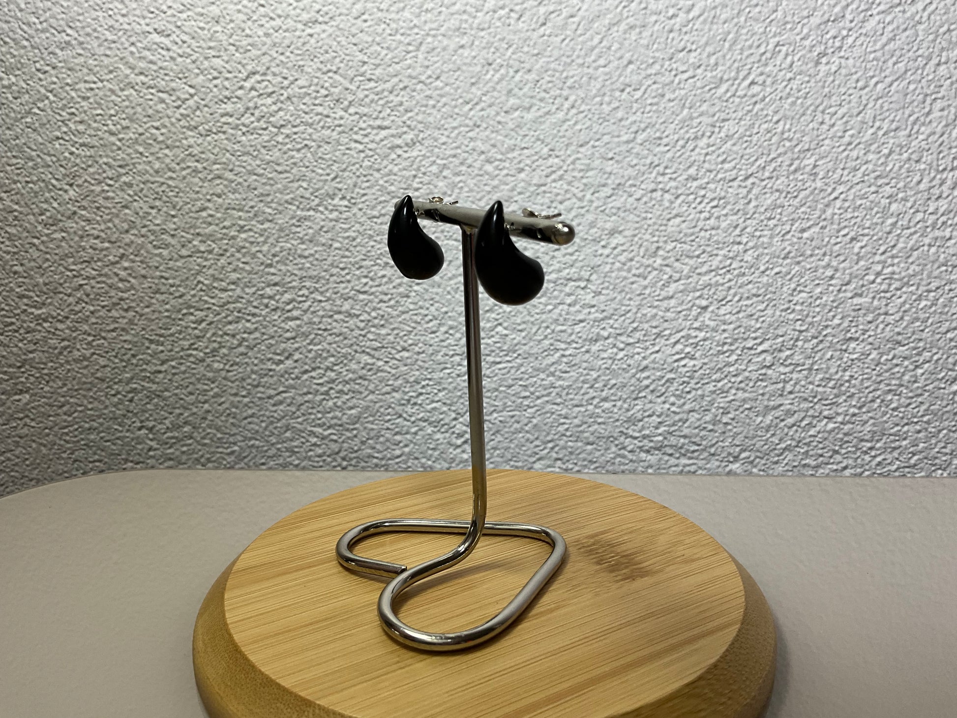 Brinco Gota Ônix