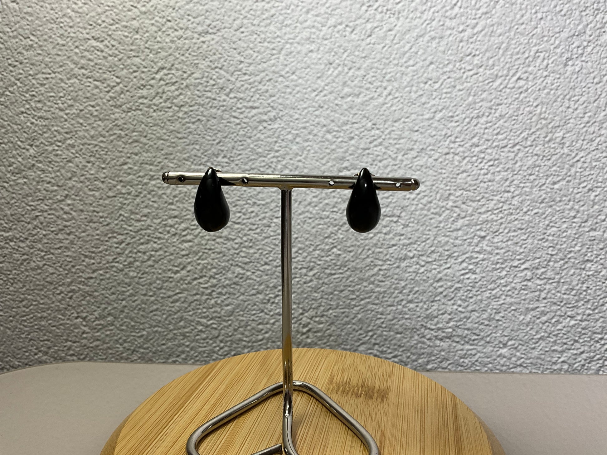 Brinco Gota Ônix