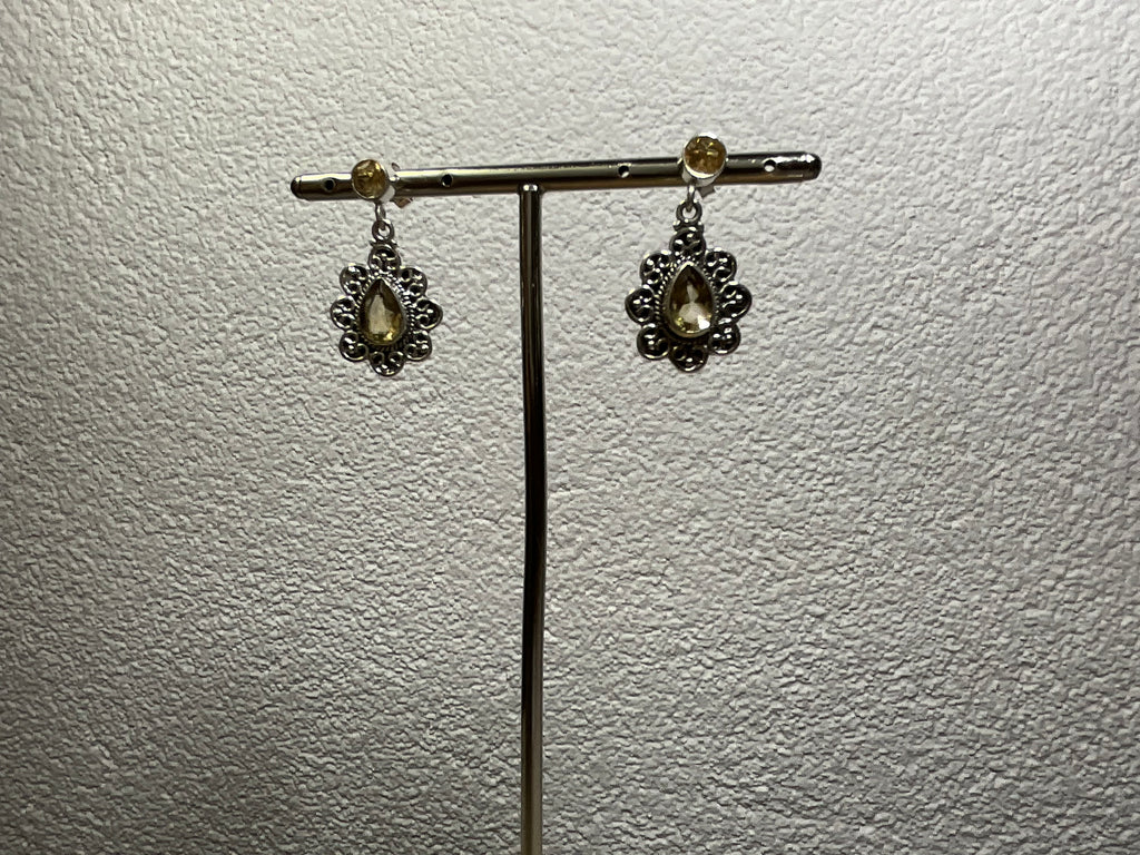 Brinco Gota Citrino Lateral Trabalhada