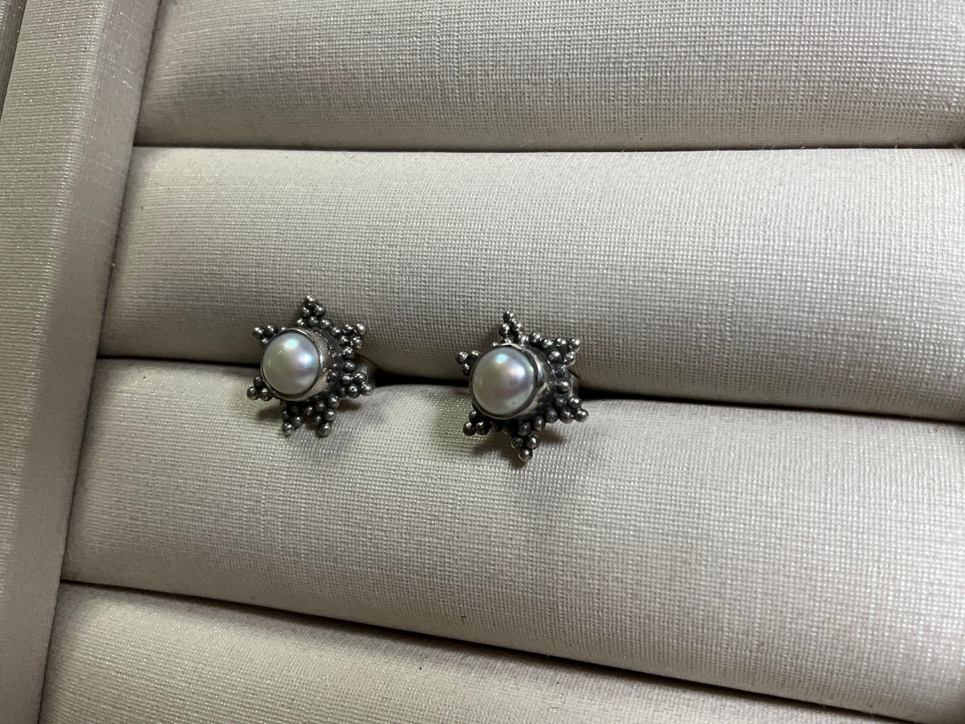 Brinco Estrela Bali com Pérola de Água Doce