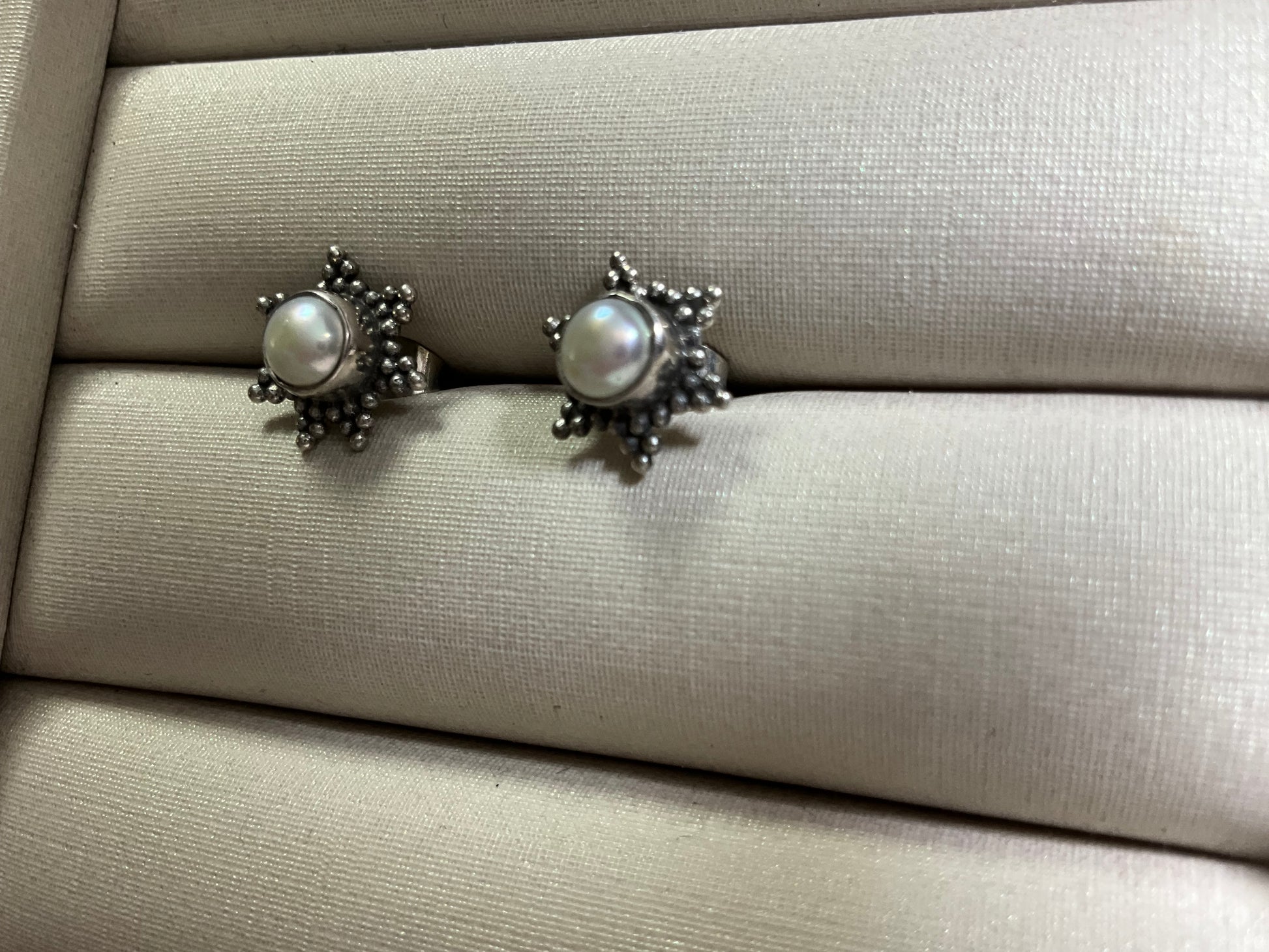 Brinco Estrela Bali com Pérola de Água Doce