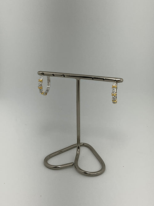 Brinco Argola Click Delicatto Cravejado Com Detalhes Ouro