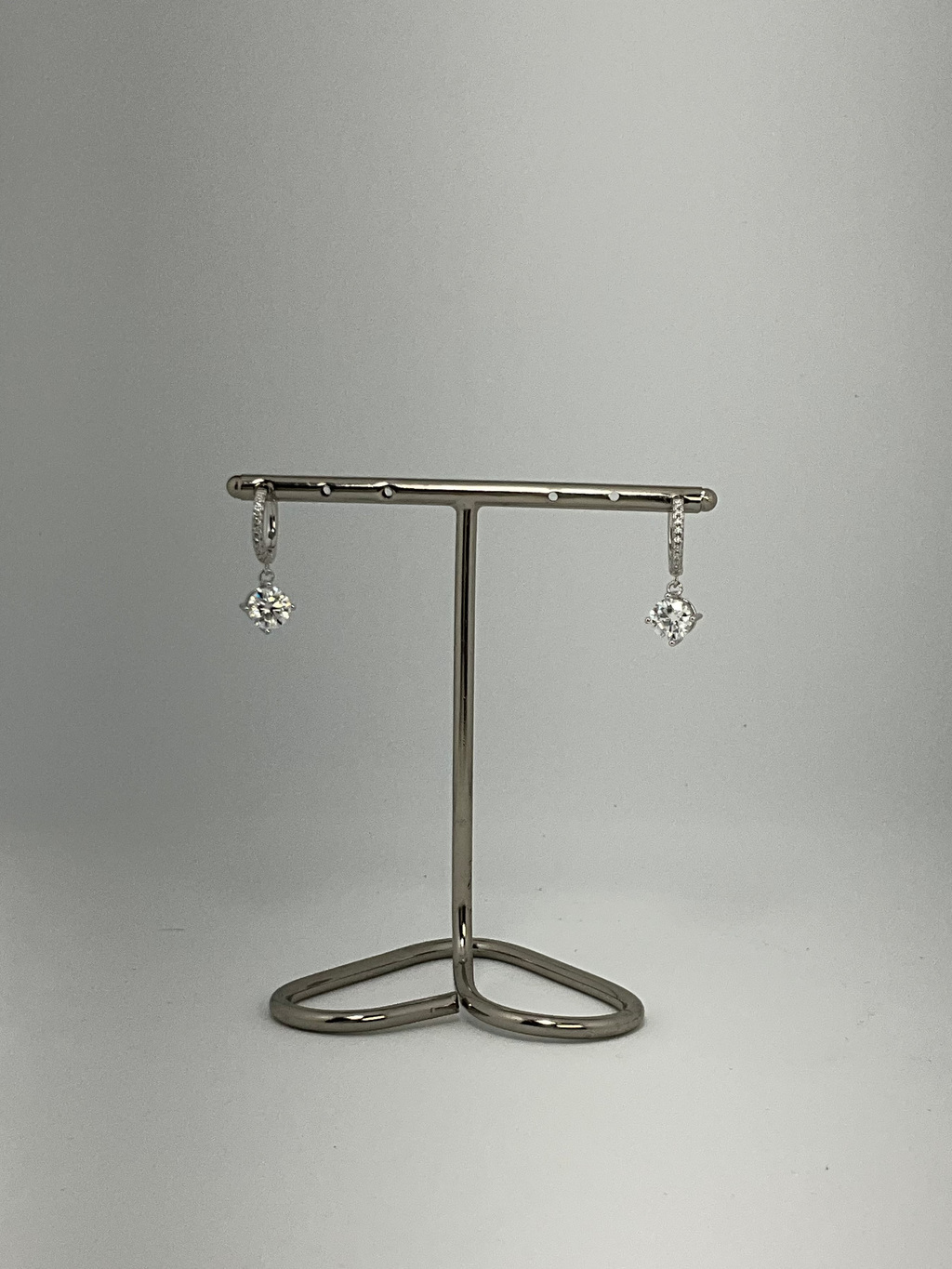 Brinco Argola Click Moissanite Pendente Redondo