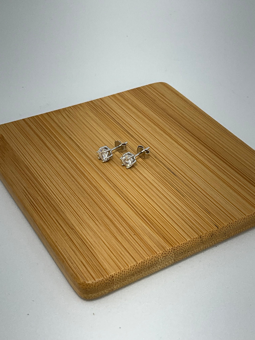 Ponto de Luz Moissanite 5mm