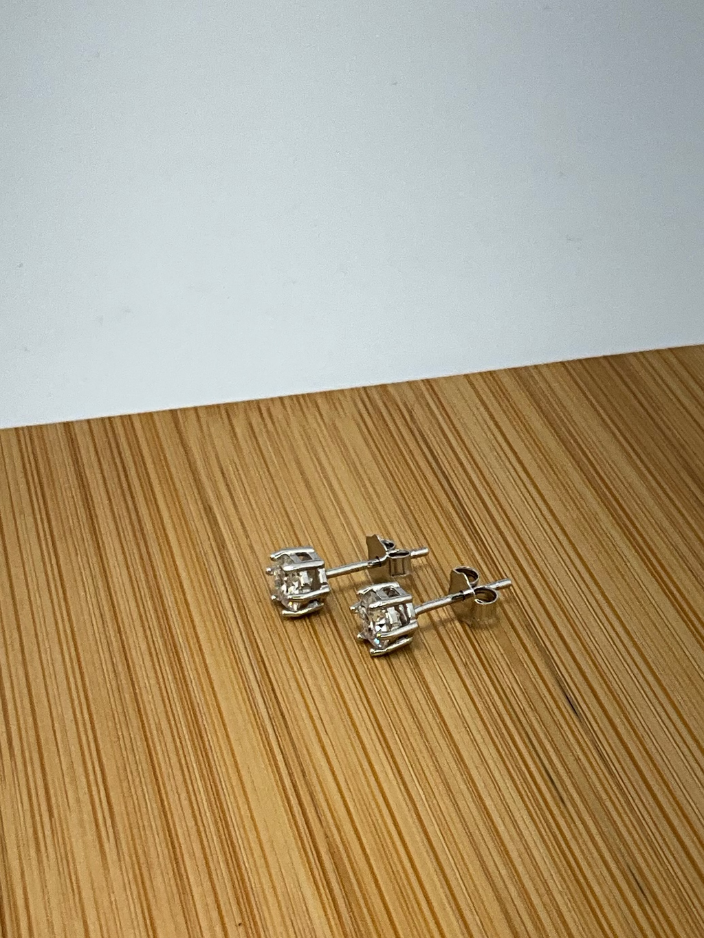 Ponto de Luz Moissanite 5mm