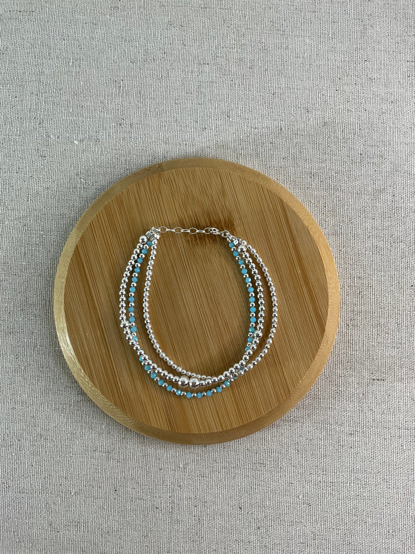 Pulseira Tripla Bolinhas Prata, Azuis e Pérolas