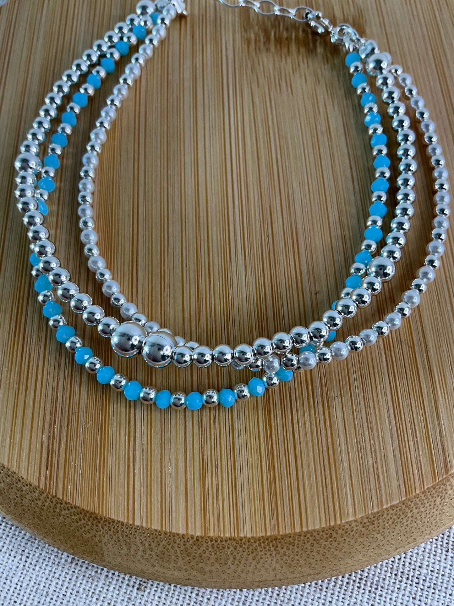 Pulseira Tripla Bolinhas Prata, Azuis e Pérolas