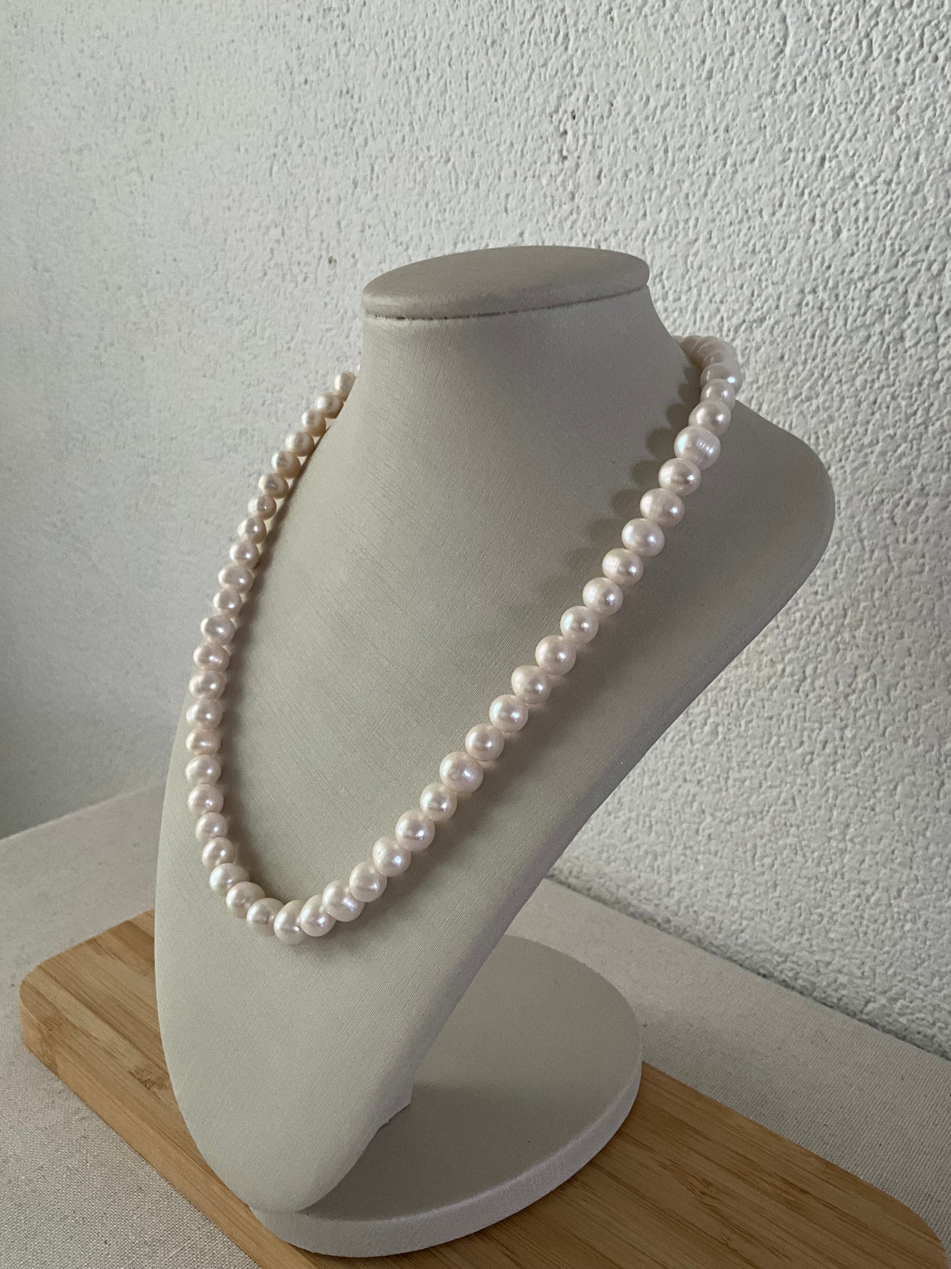Choker Pérolas Água Doce