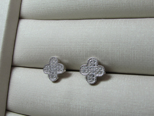 Brinco Flor Cravejada Com Zircônas
