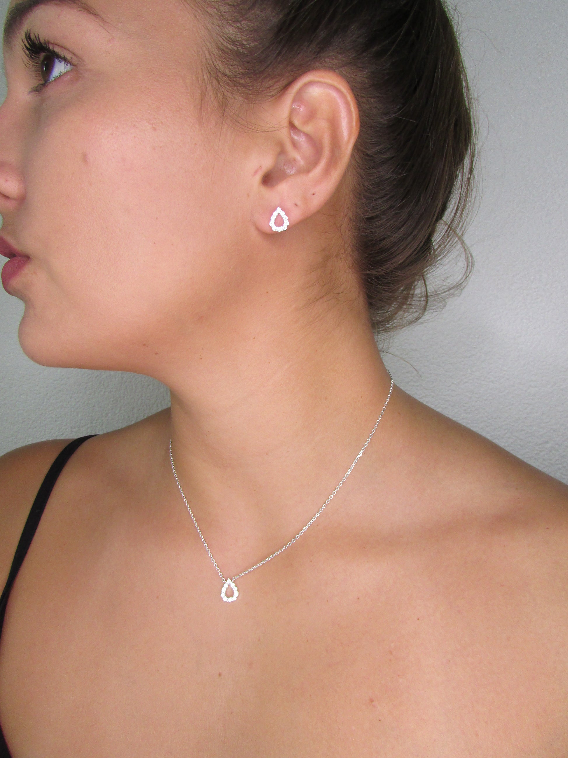 Conjunto Gota Vazada Cravejada